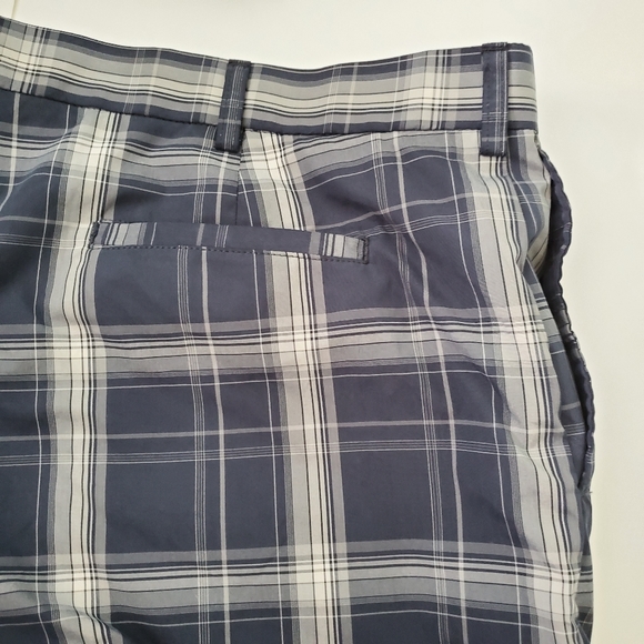Ben Hogan Performance Navy Plaid Short - Picture 8 of 11